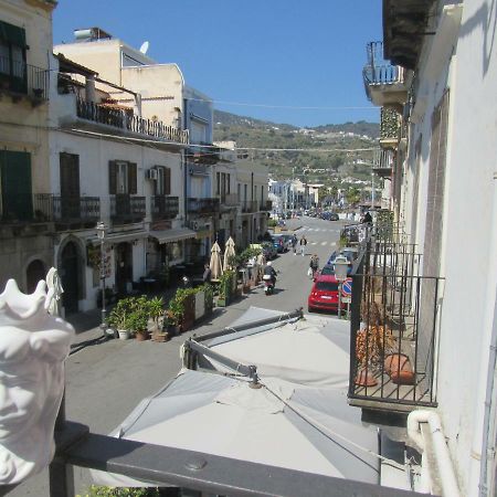 Polpo E Polpessa Casa Vacanze Lipari  Eksteriør bilde