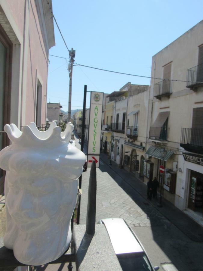 Polpo E Polpessa Casa Vacanze Lipari  Eksteriør bilde